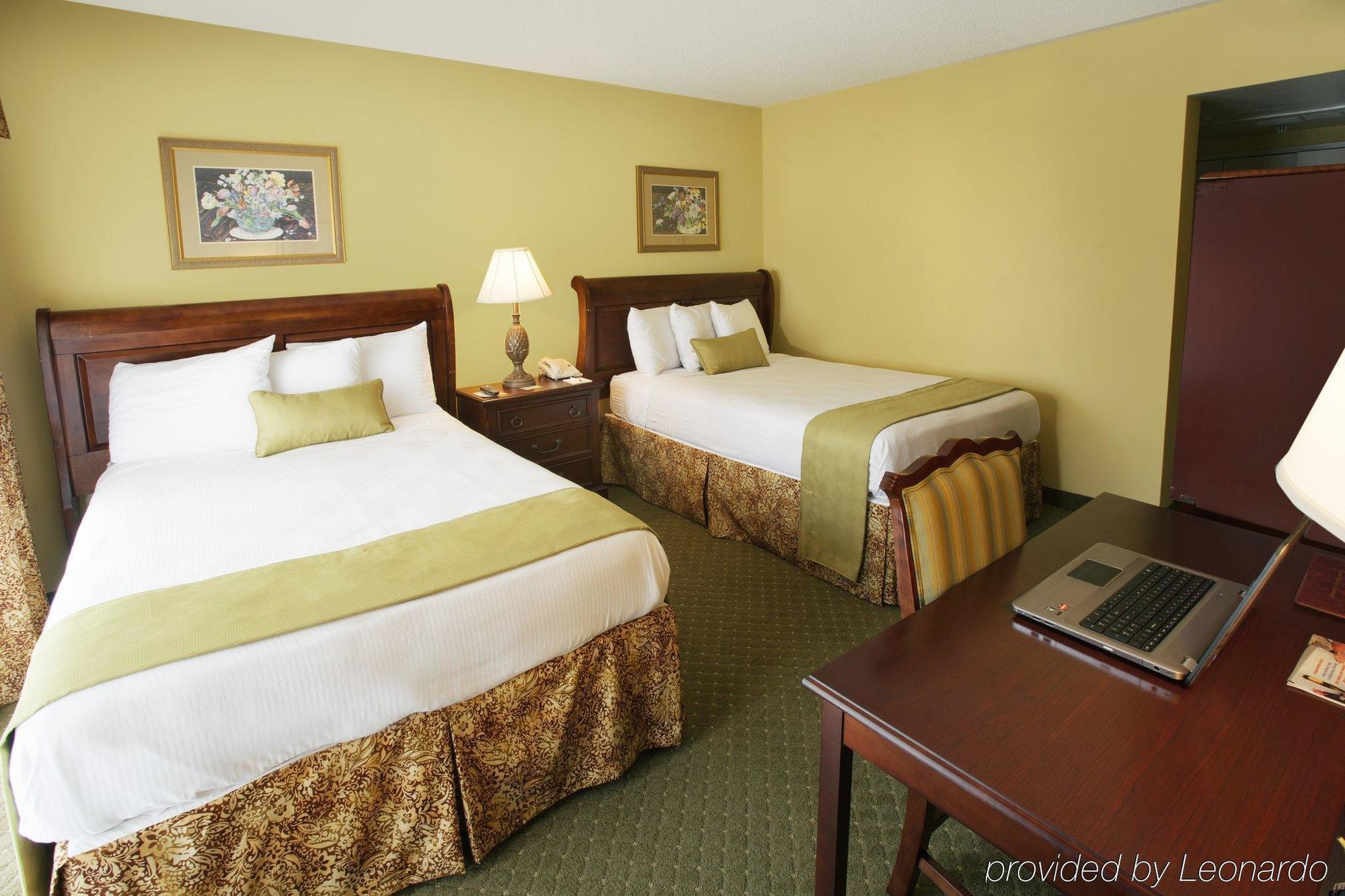 Fredericksburg Hospitality House Hotel Room photo