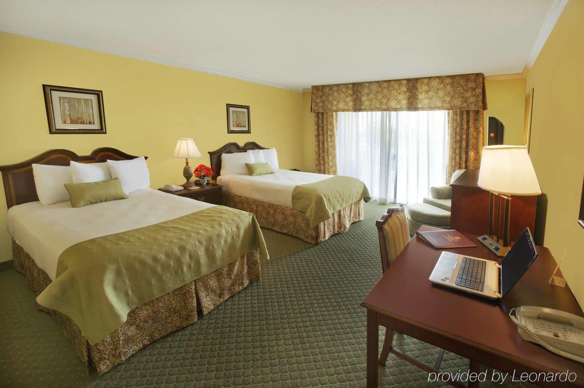 Fredericksburg Hospitality House Hotel Exterior photo